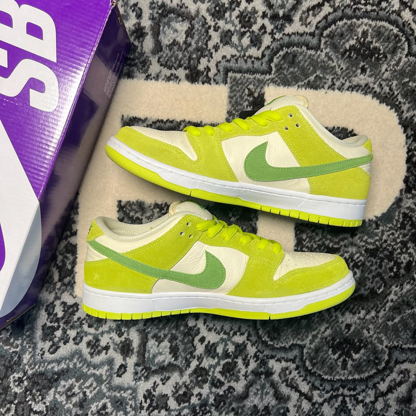 Nike SB Dunk low Green Apple (42.5)