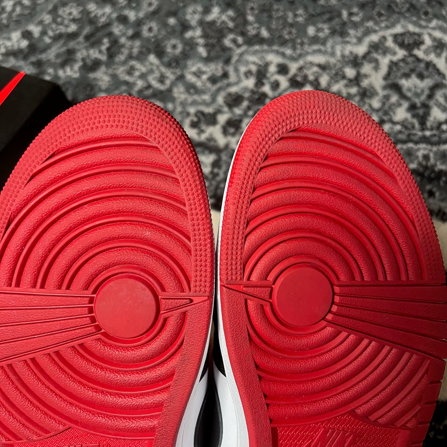 Jordan 1 low Bred Toe (45)