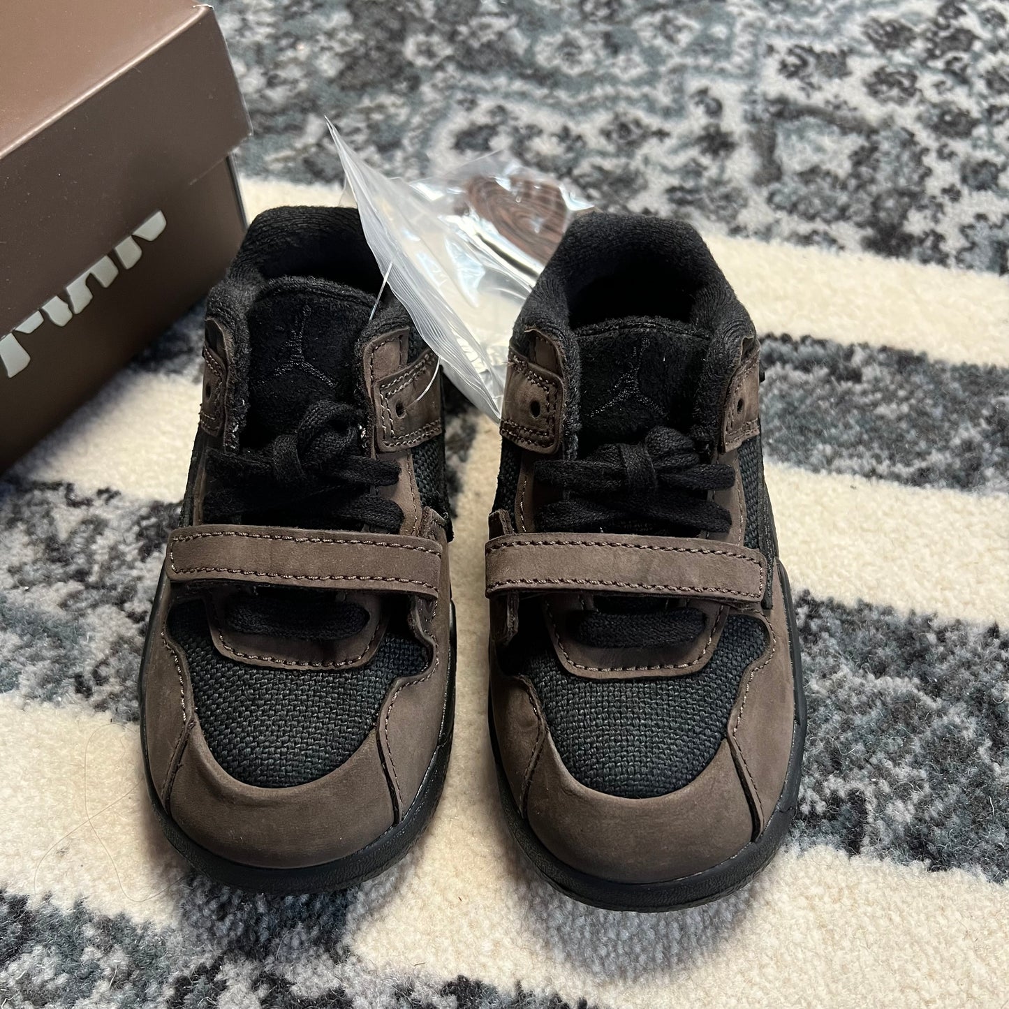 Jumpman Jack Dark Mocha (25)