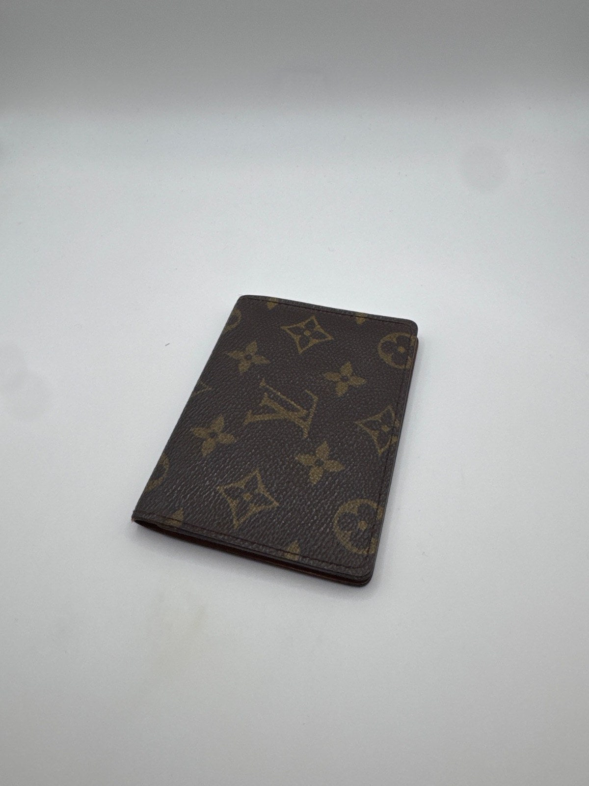 Louis Vuitton Vertical Card Case CA0964