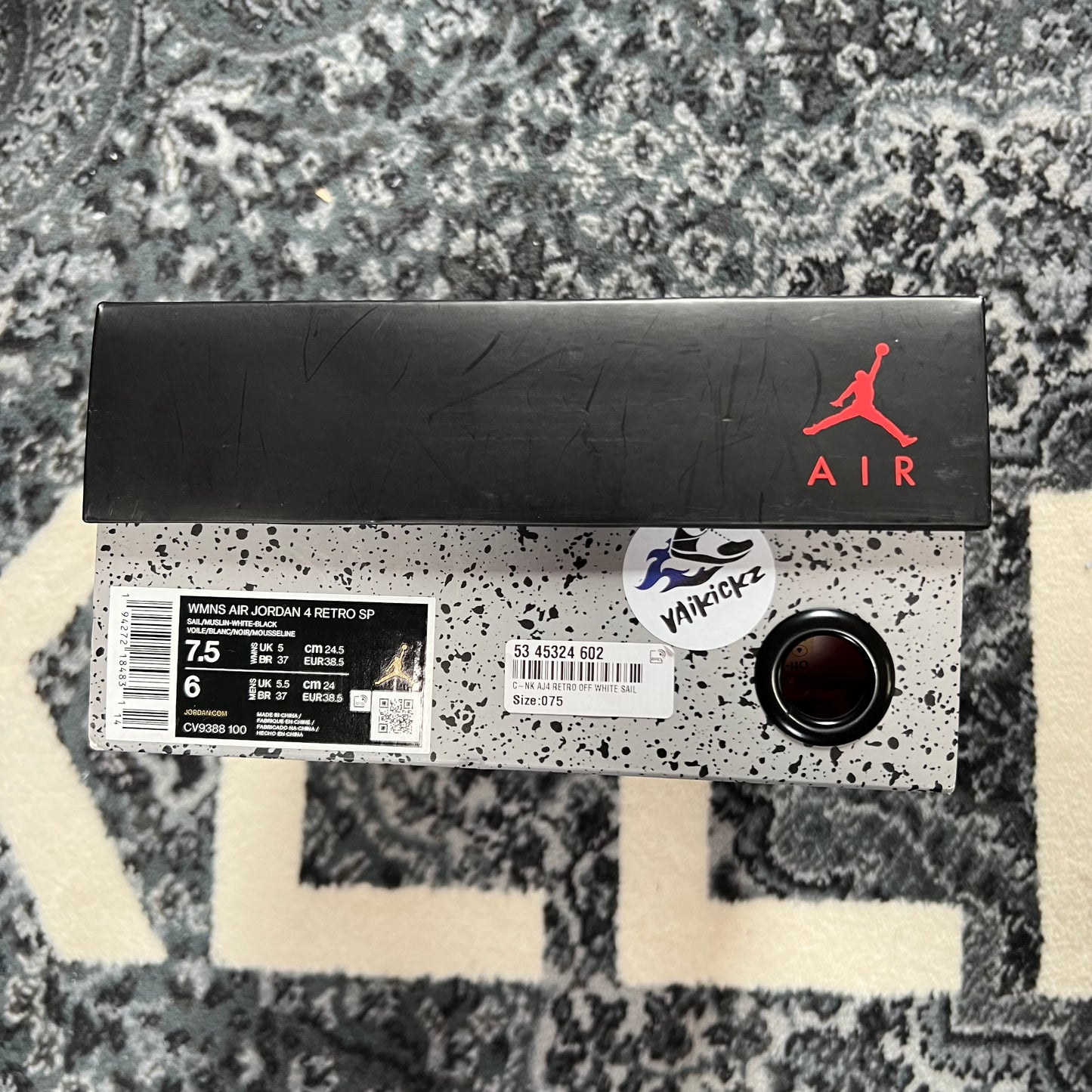 Jordan 4 Offwhite (38.5)