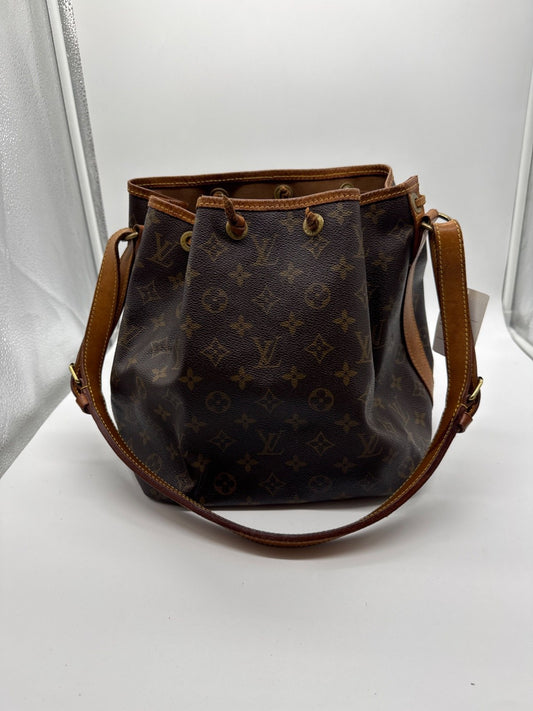 Louis Vuitton Petit Noé Monogram Canvas AR0976