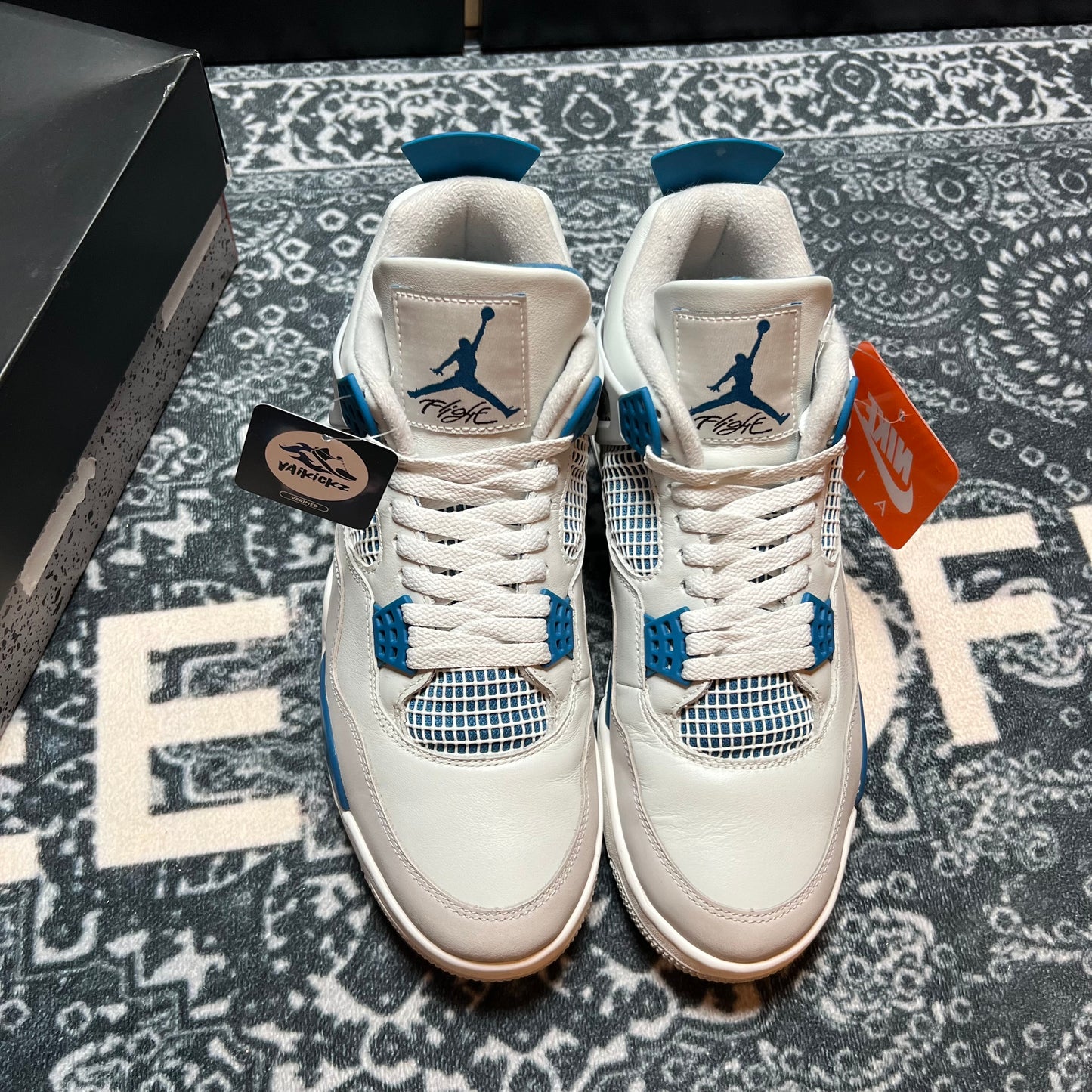 Jordan 4 Industrial Blue - EU 45