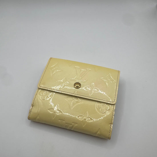 Louis Vuitton Shortwallet Vernis White TH0095