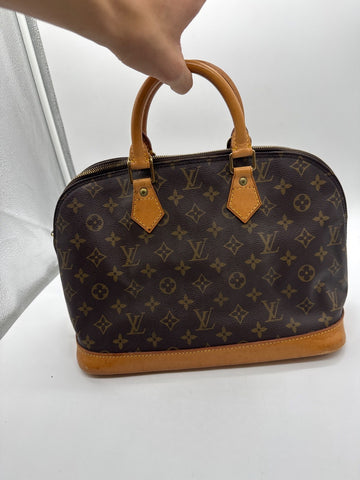 Louis Vuitton Alma Monogram Canvas BA0994