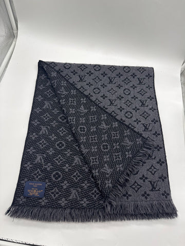 Louis Vuitton Monogram Eclipse Scarf Wool Grey