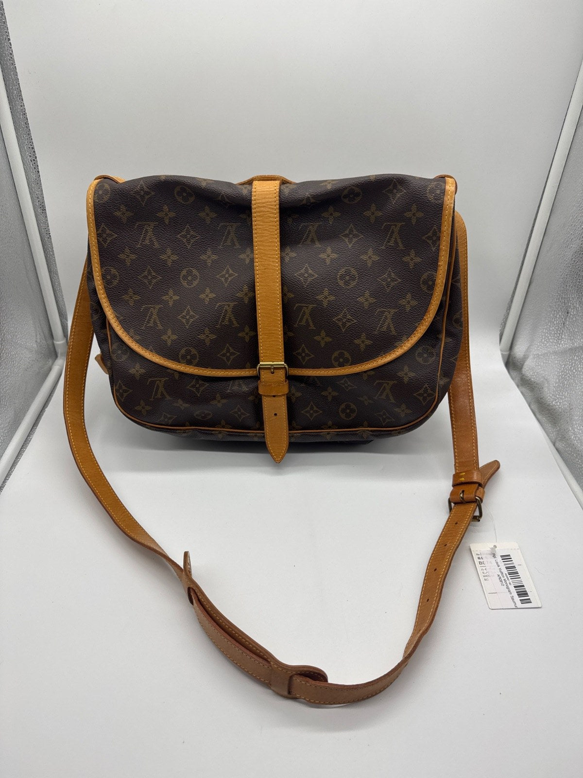 Louis Vuitton Monogram Saumur AR0912