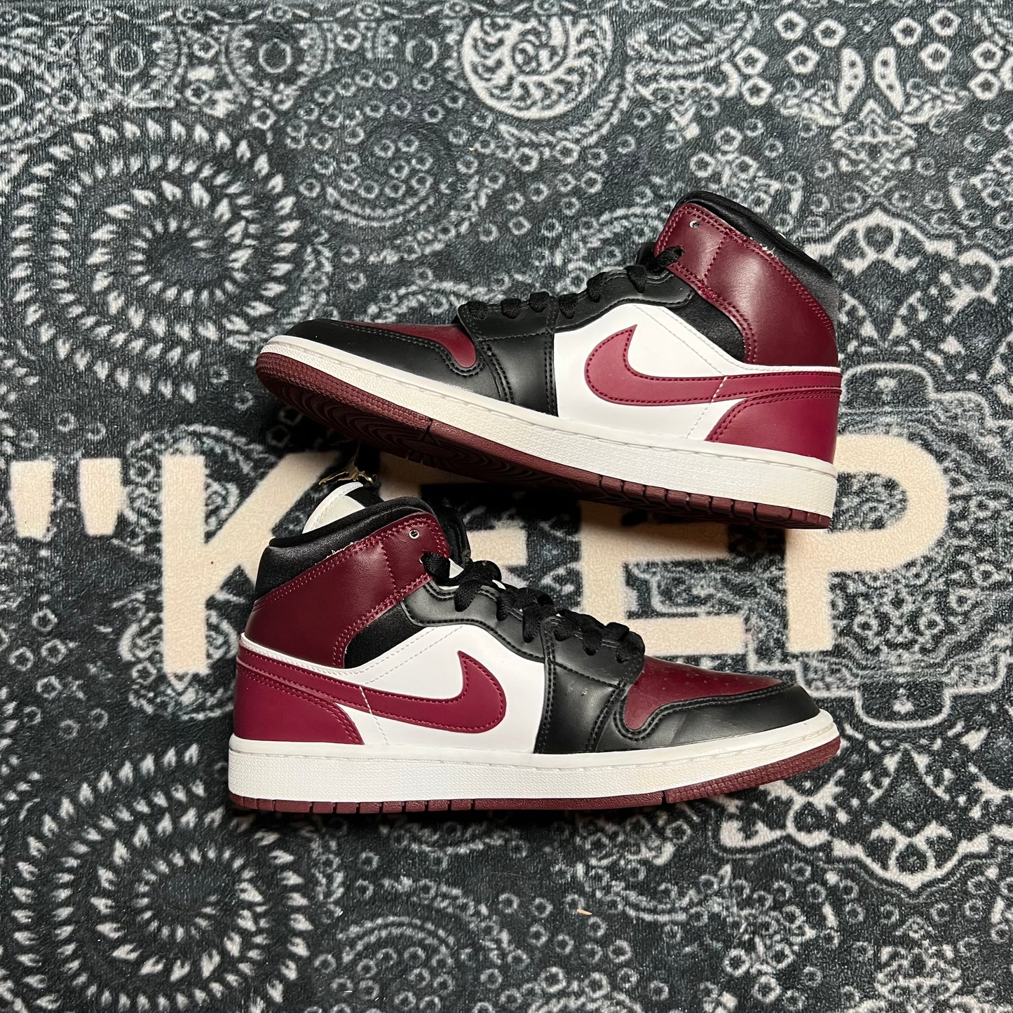 Jordan 1 Mid SE Dark Beetroot - EU 39