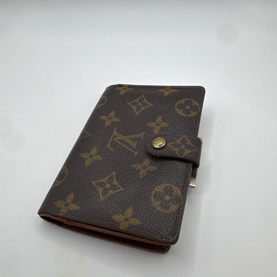 Louis Vuitton Kisslock Wallet CD0929
