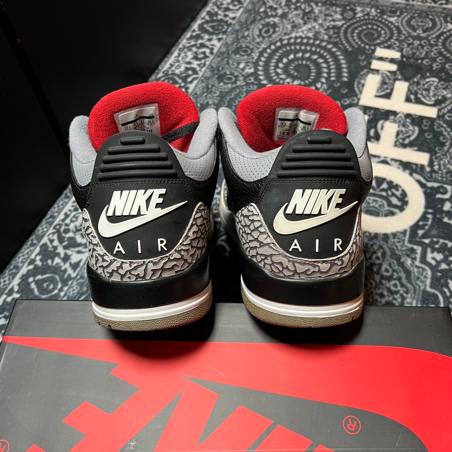 Jordan 3 Black Cement - EU 47