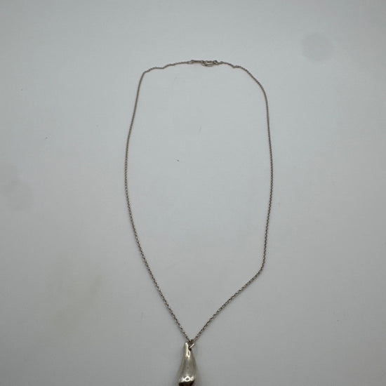 Tiffany & Co. Elsa Peretti Teardrop Silver Necklace