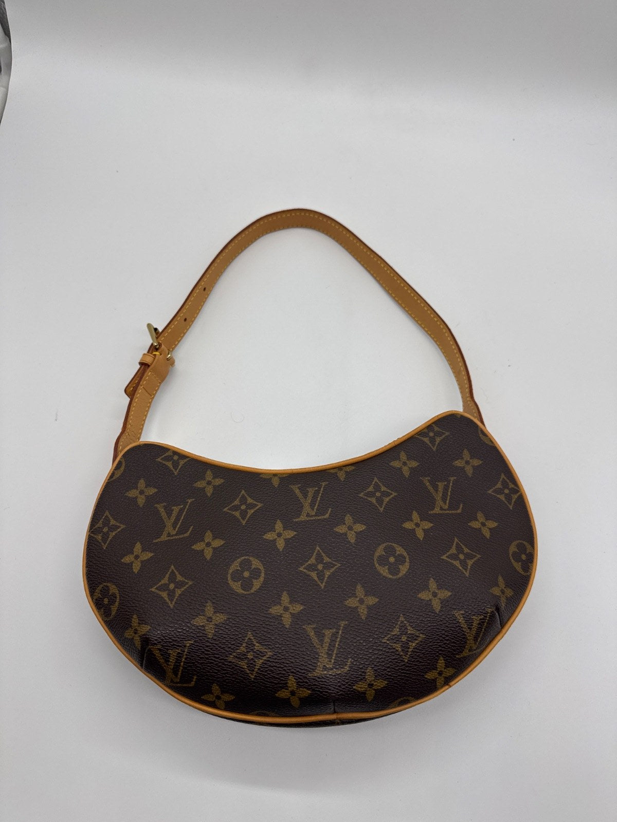Louis Vuitton Croissant PM MI1028