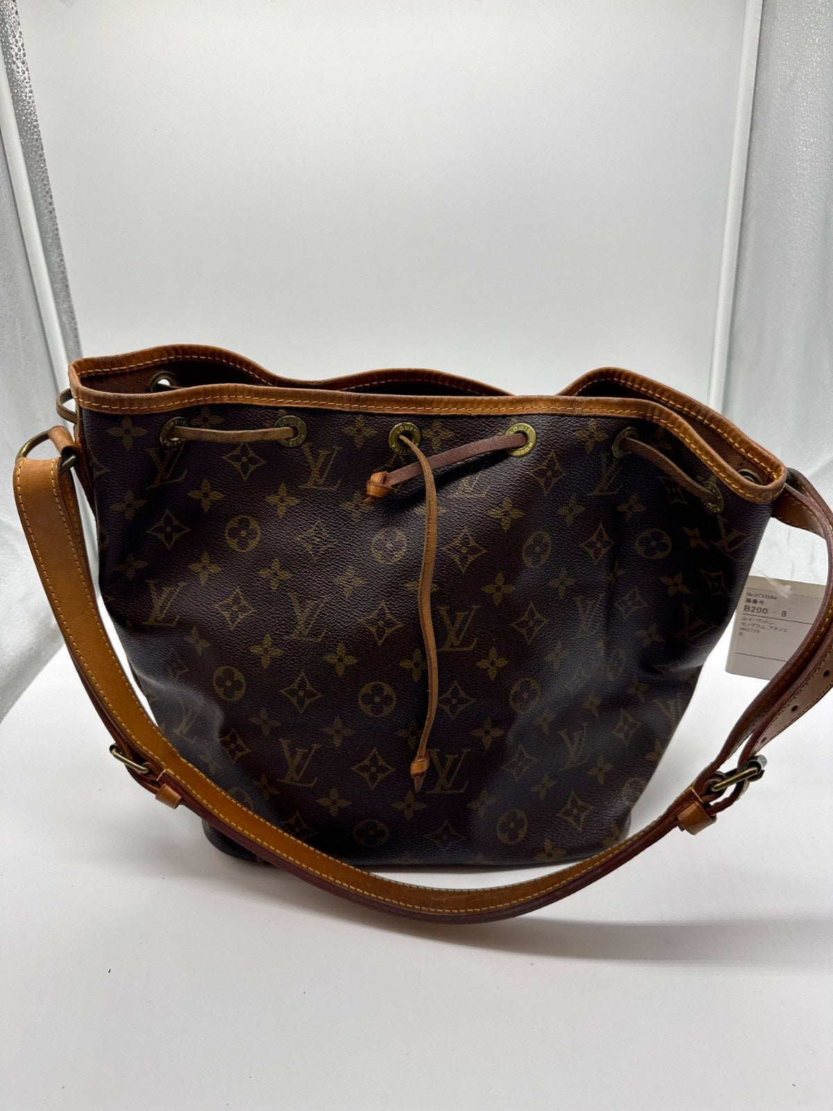 Louis Vuitton Petit Noé Monogram Canvas AR0990