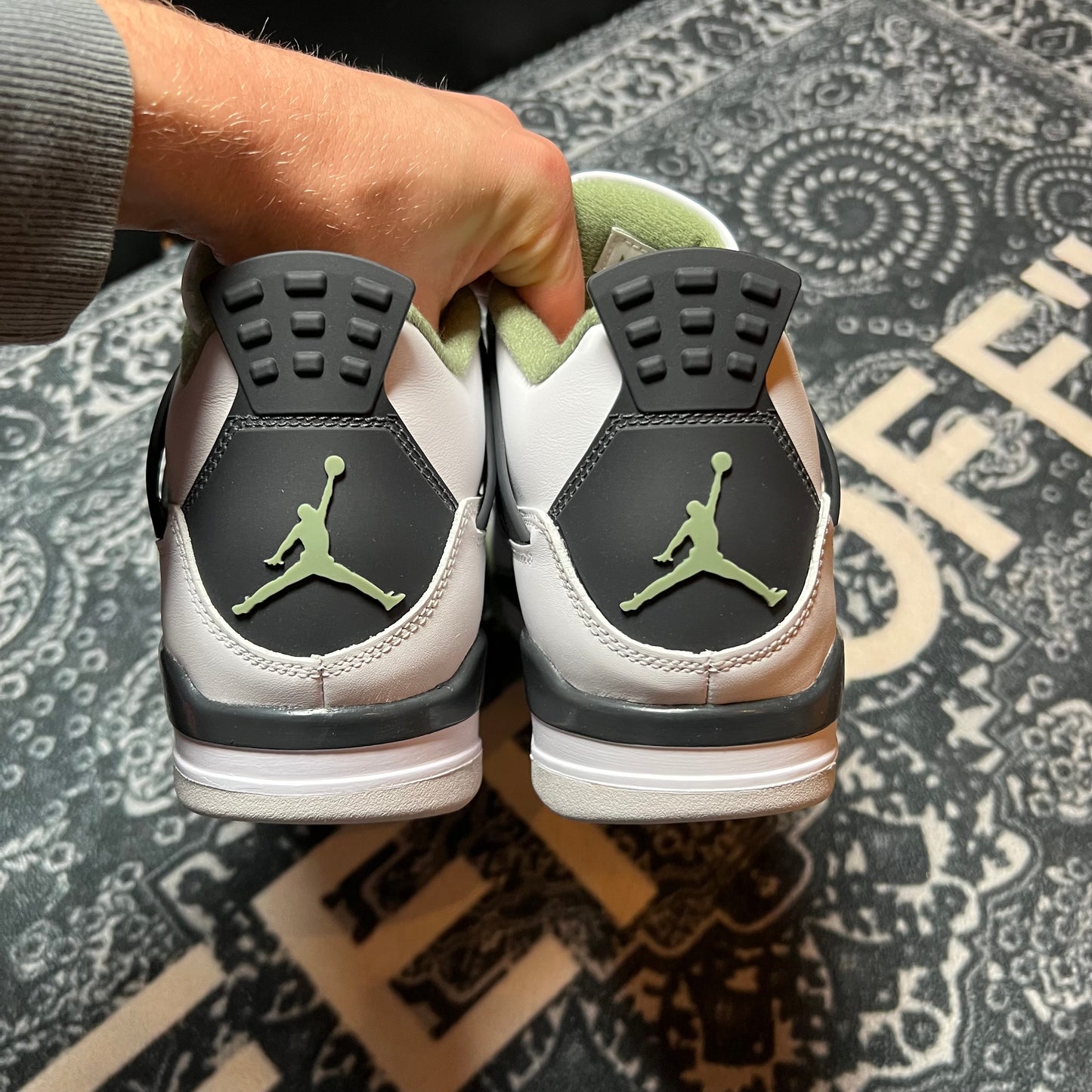 Jordan 4 Seafoam - EU 43