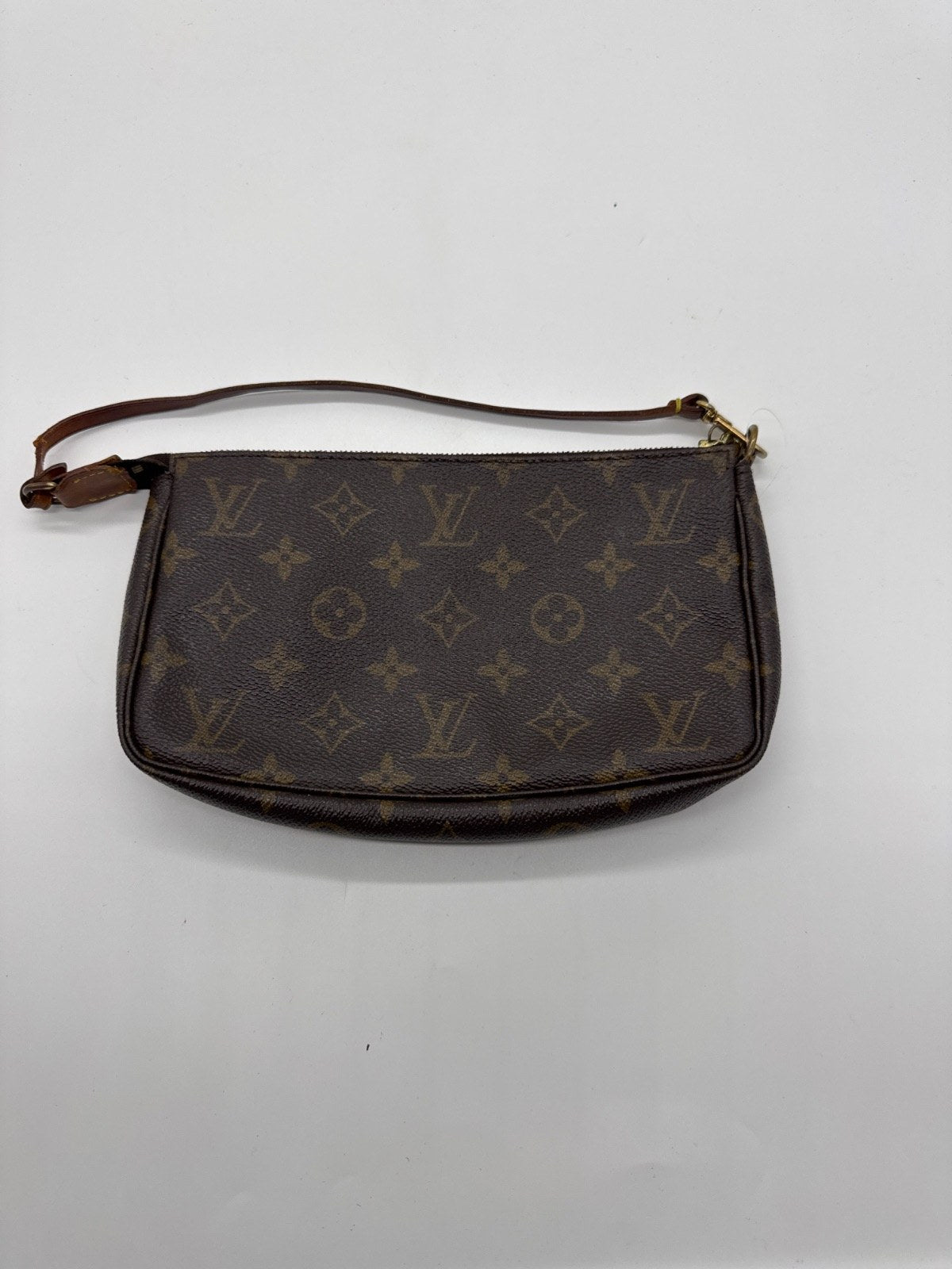 Louis Vuitton Pochette VI0011
