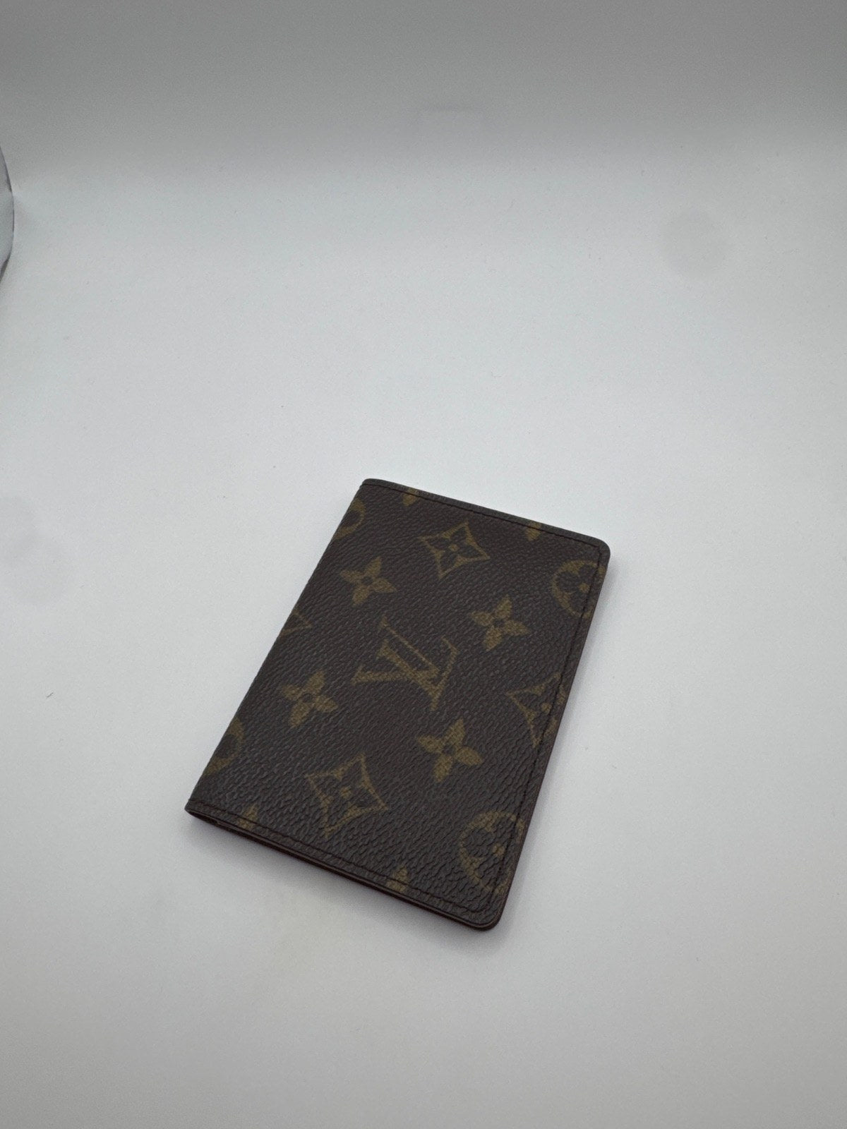 Louis Vuitton Vertical Card Case CA1915