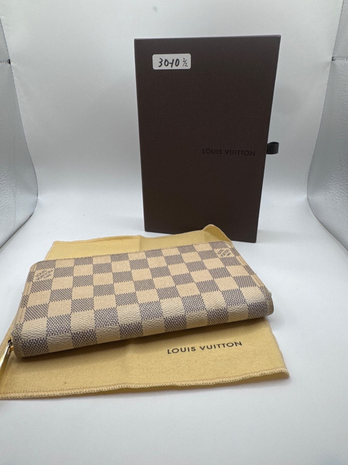 Louis Vuitton Zip-Arpund Wallet Damier Azur CA4067