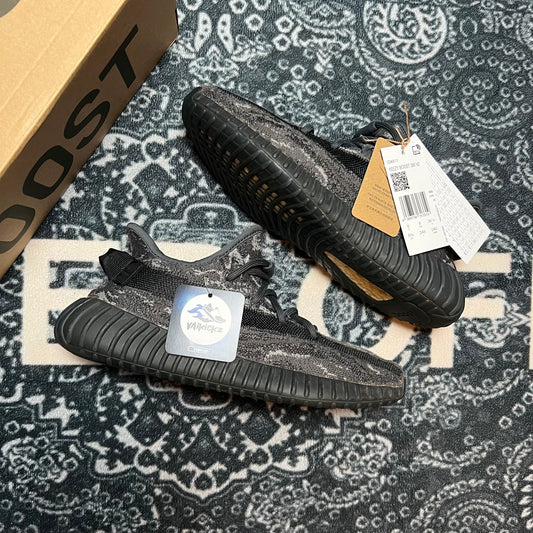 Yeezy 350 Dark Salt - EU 39