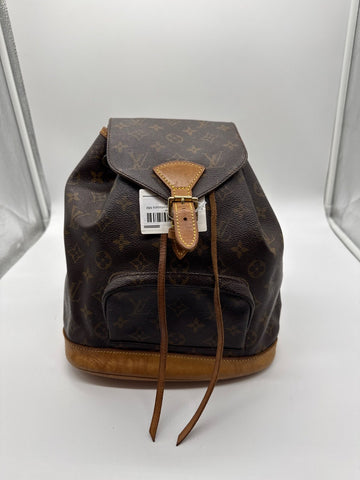 Louis Vuitton Montsouris MM SP0939