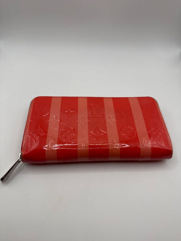 Louis Vuitton Longwallet Vernis Red / Rose TN0116