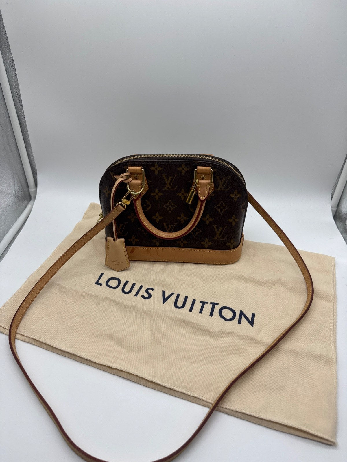 Louis Vuitton Alma BB Monogram Canvas FL4270