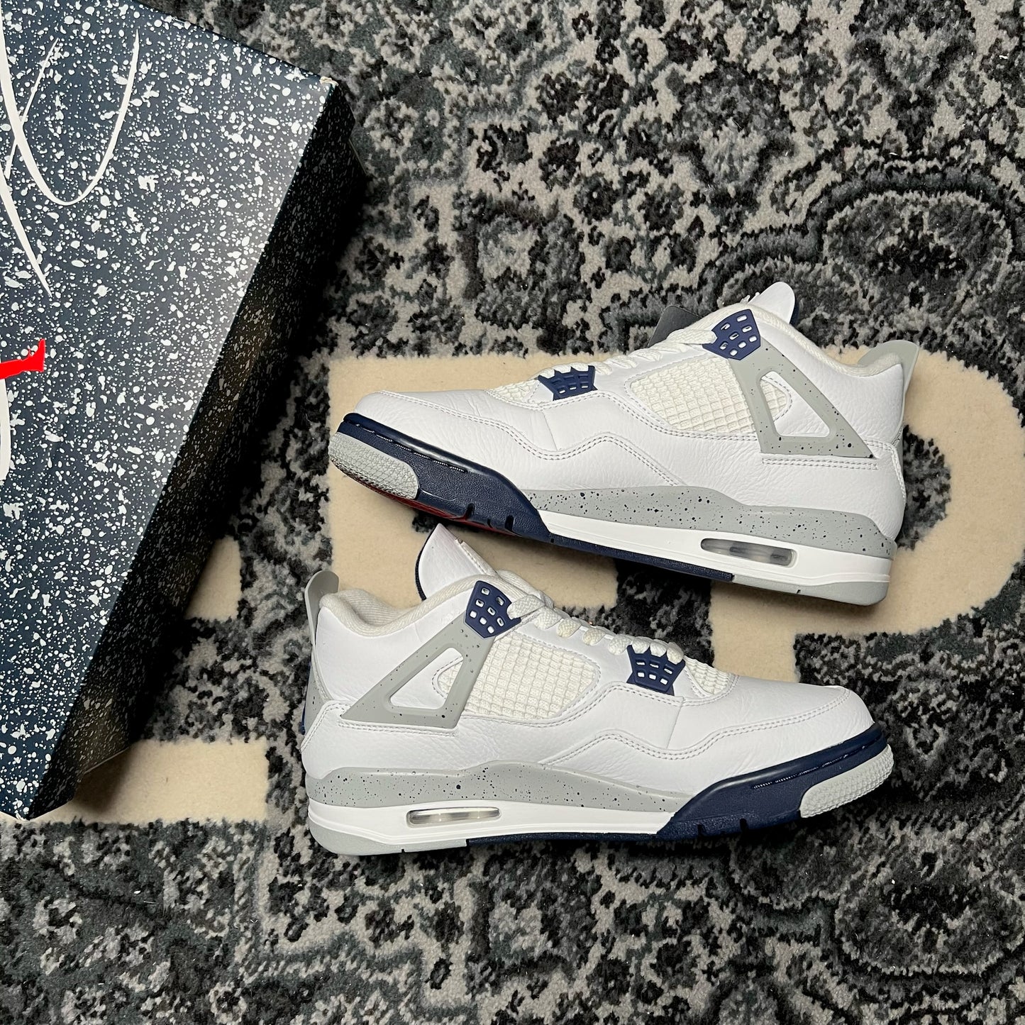 Jordan 4 Midnight Navy (43)