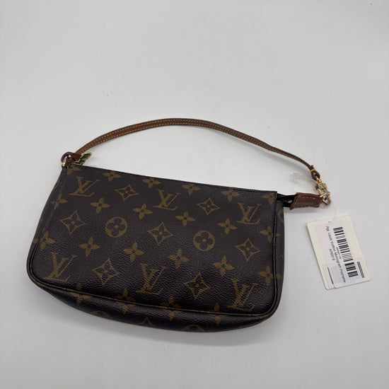Louis Vuitton Monogram Pochette AR0919
