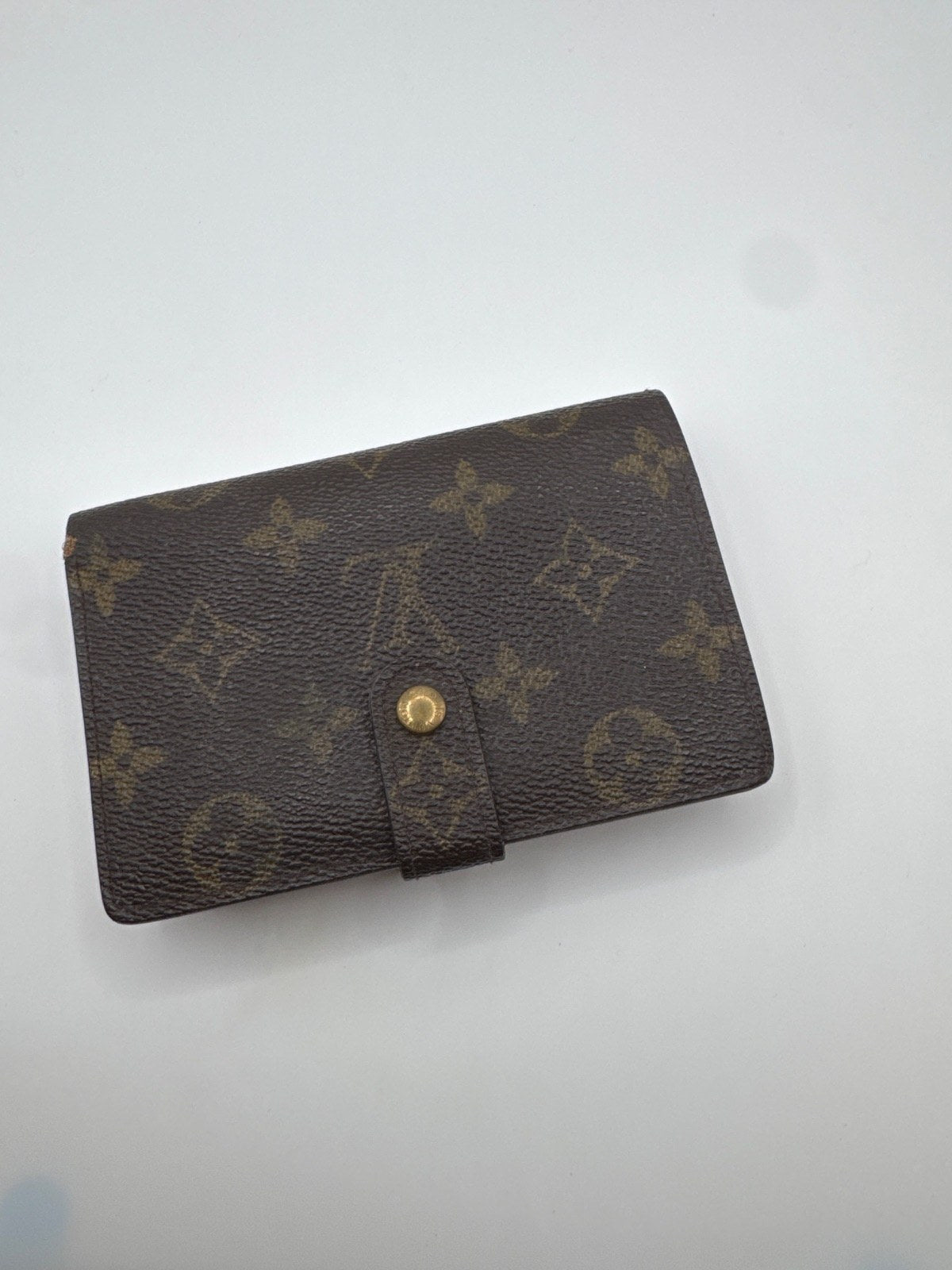 Louis Vuitton Kisslock Wallet MI0022