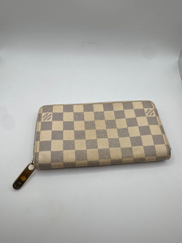 Louis Vuitton Zip-Around Wallet Damier Azur CA2153