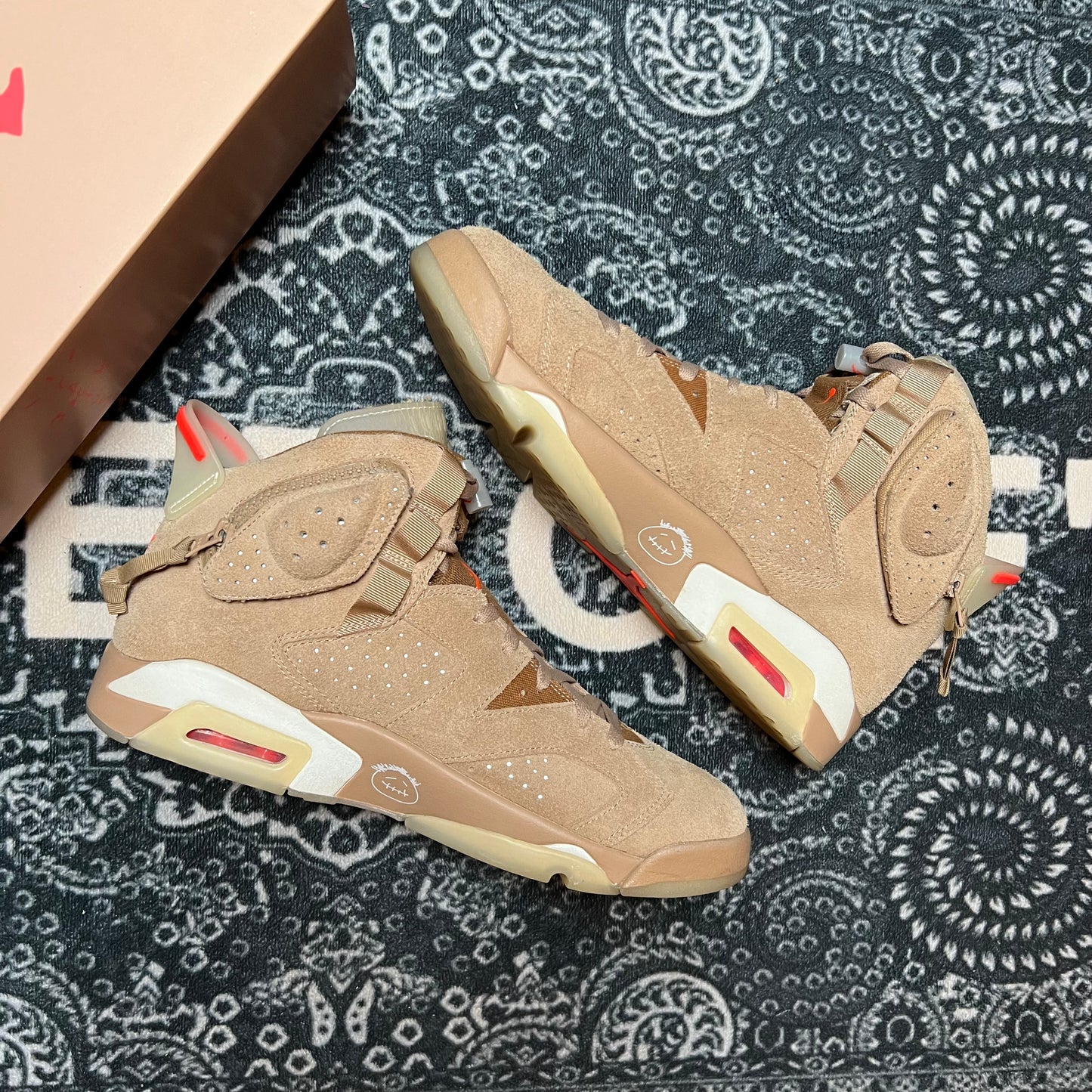 Jordan 6 Travis Scott British Khaki - EU 45