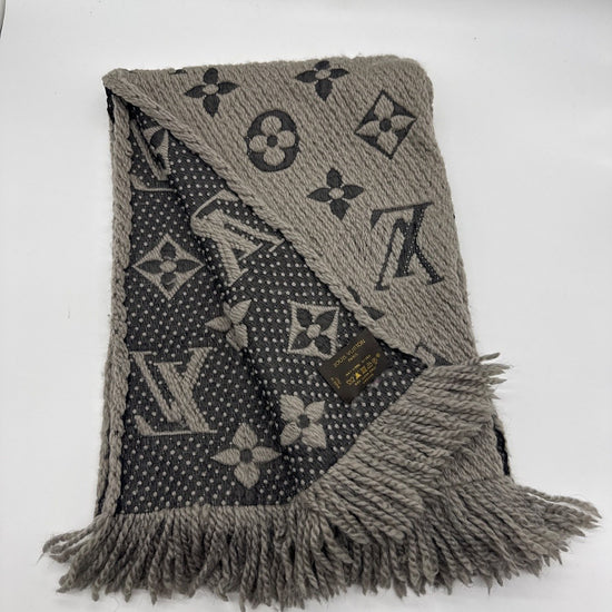 Louis Vuitton Logomania Scarf Wool Grey