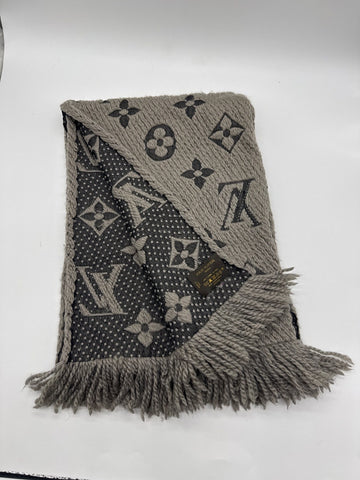 Louis Vuitton Logomania Scarf Wool Grey