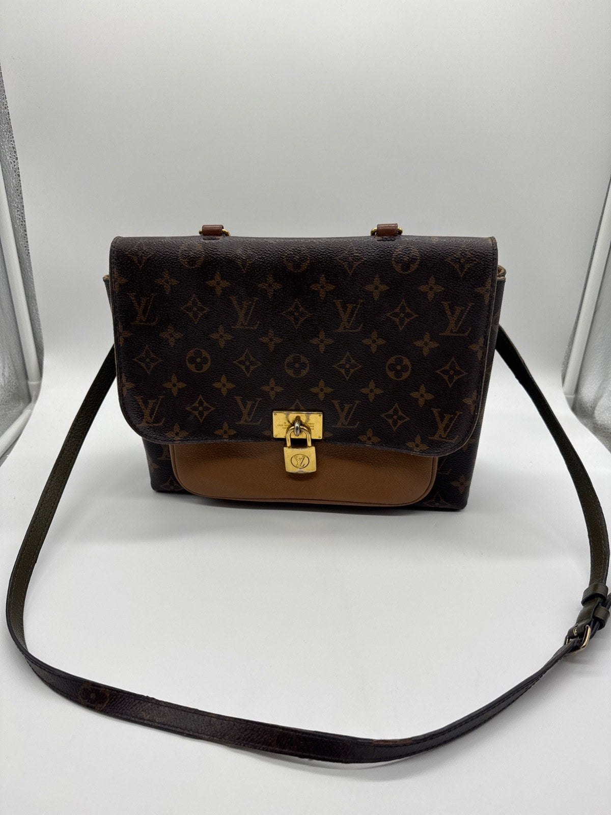 Louis Vuitton Marignan Sésame Monogram Canvas FL2188