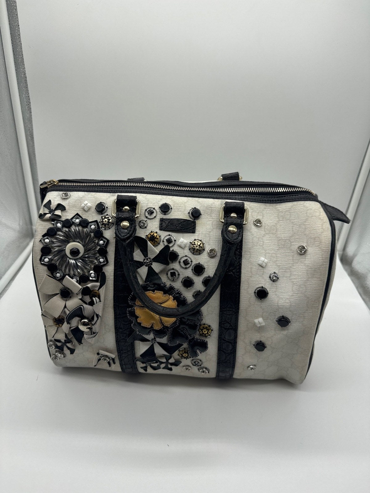Gucci White GG Supreme Canvas Floral Appliqué Medium Joy Boston Bag 197395002058