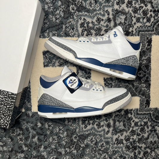Jordan 3 Midnight Navy (45.5)