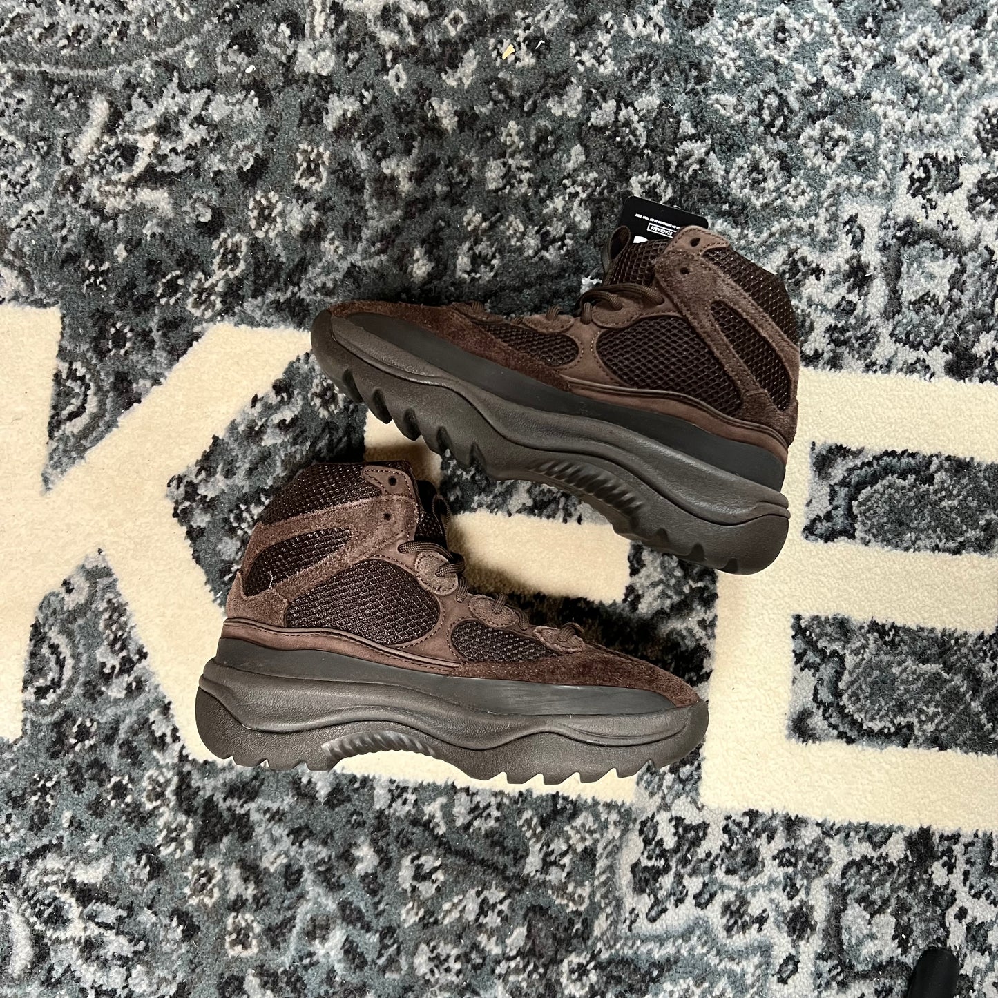 Yeezy Desert Boot Oil (38.5)