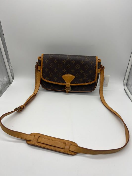 Louis Vuitton Sologne Monogram Canvas