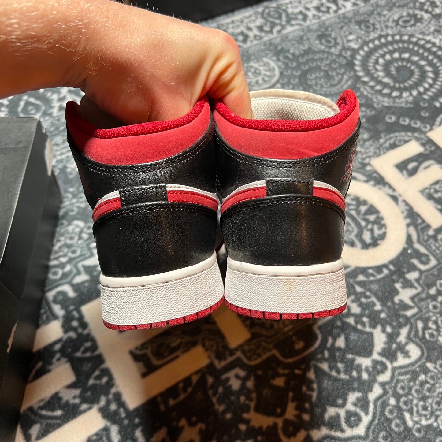 Jordan 1 Mid Black Gym Red - EU 38