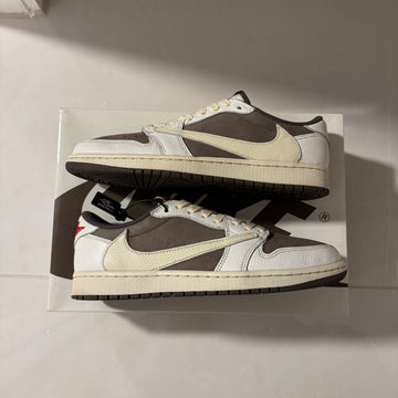 Jordan 1 low Travis Scott Reverse Mocha 42.5EU