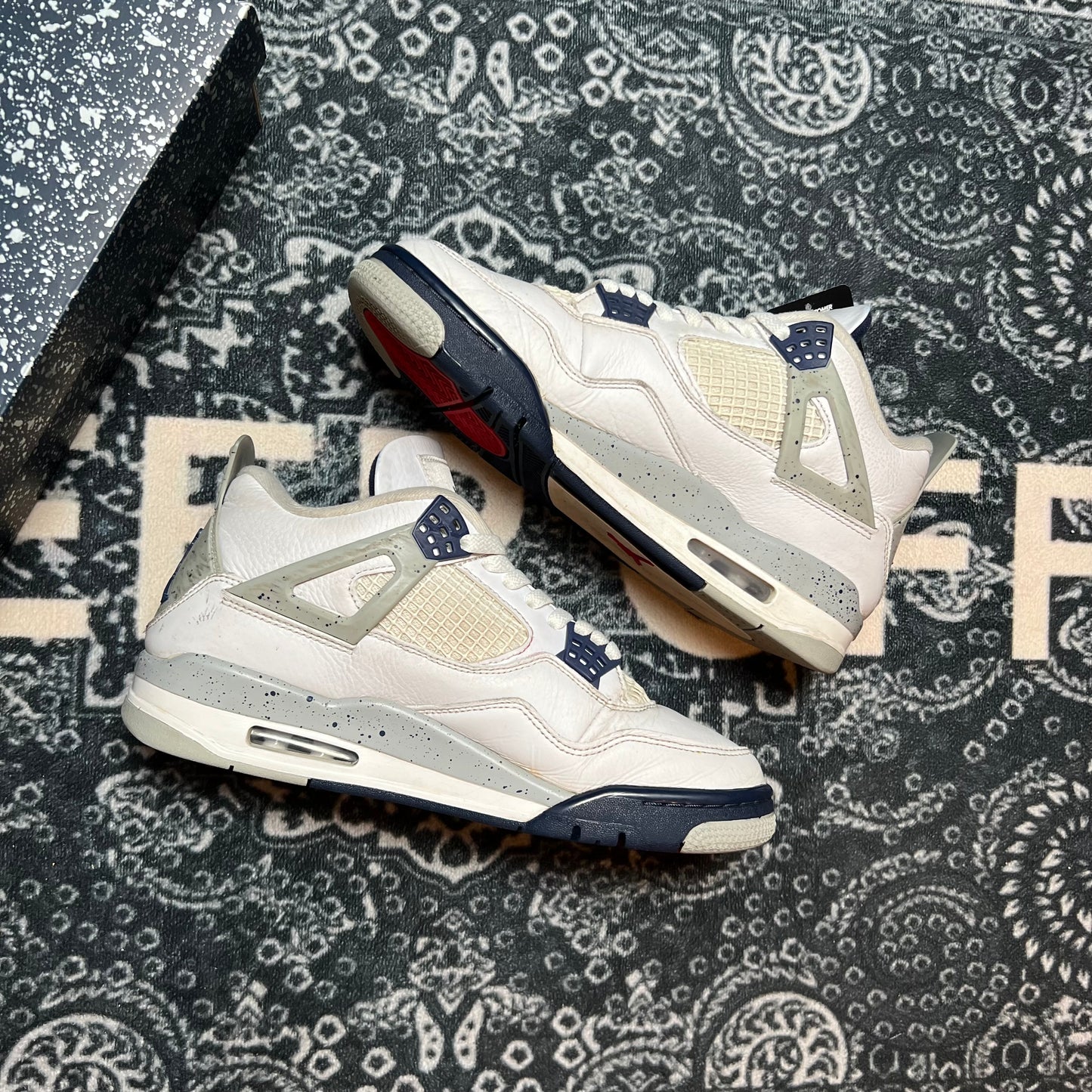 Jordan 4 Midnight Navy - EU 42.5