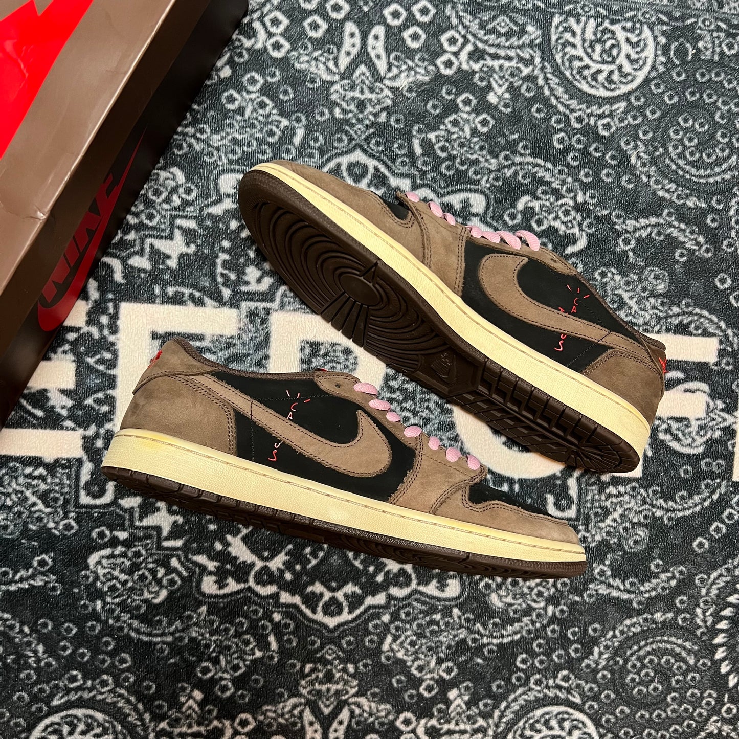 Jordan 1 low Travis Scott OG Mocha - EU 45.5