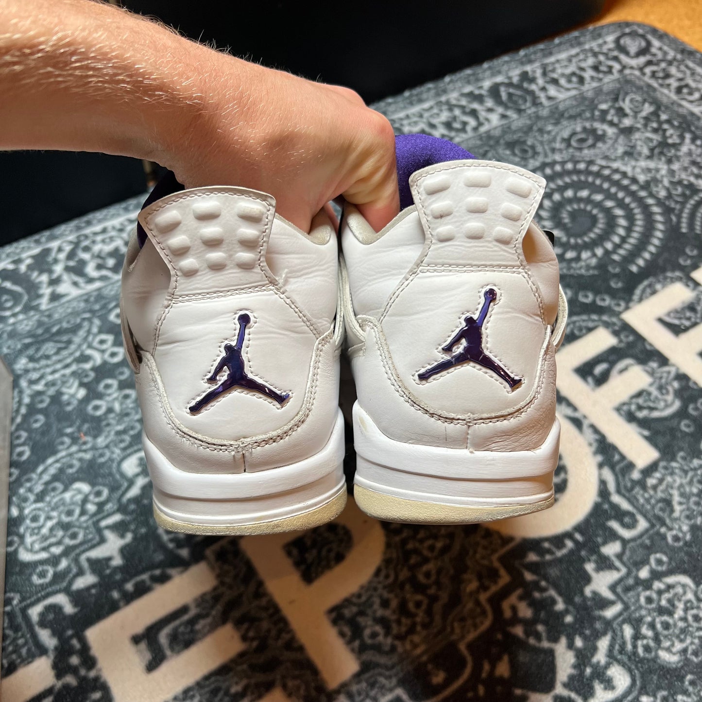 Jordan 4 Metallic Purple - EU 45