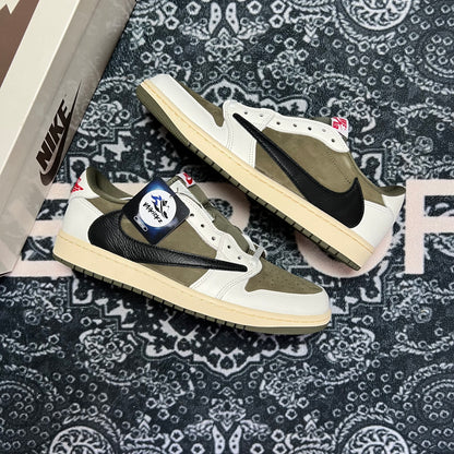 Jordan 1 low Travis Scott Medium Olive - EU 42