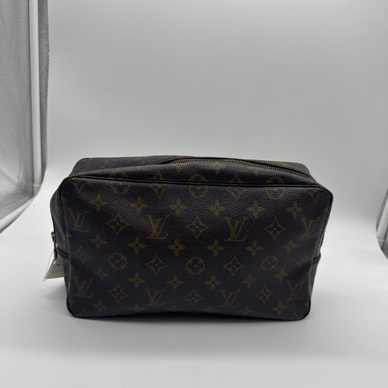Louis Vuitton Monogram Trousse Toilette 862TH