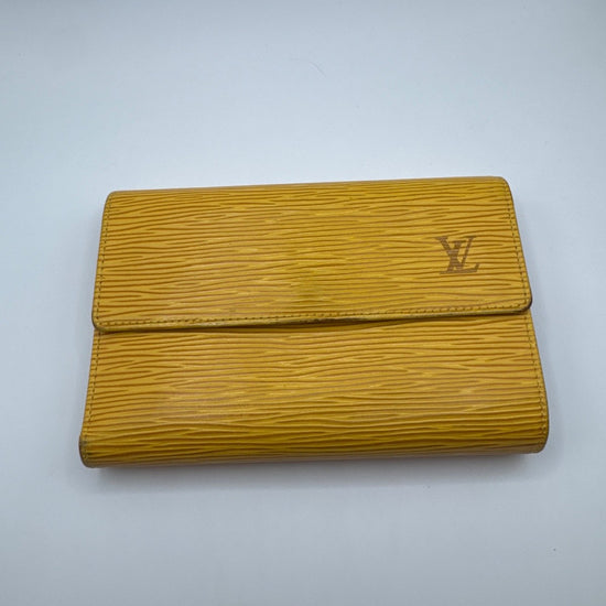 Louis Vuitton Porte-Trésor International Short Wallet Epi Yellow