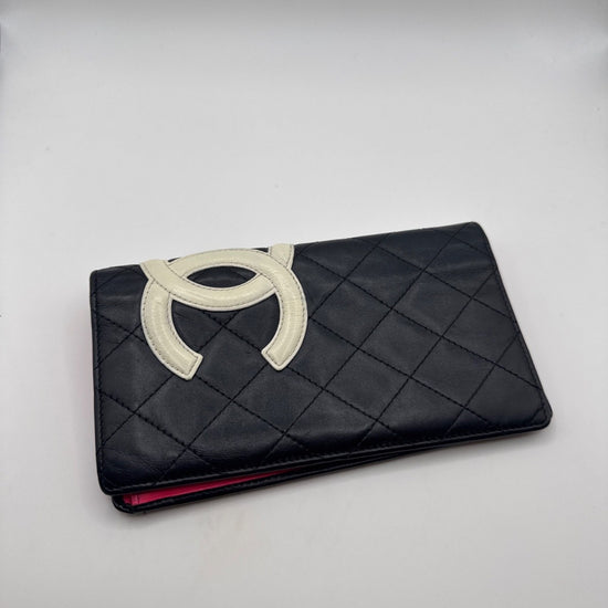 Chanel Longwallet Black/White