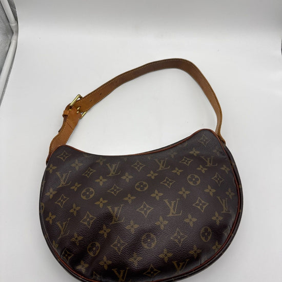 Louis Vuitton Croissant MM TH1012
