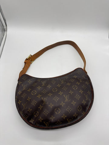 Louis Vuitton Croissant MM TH1012