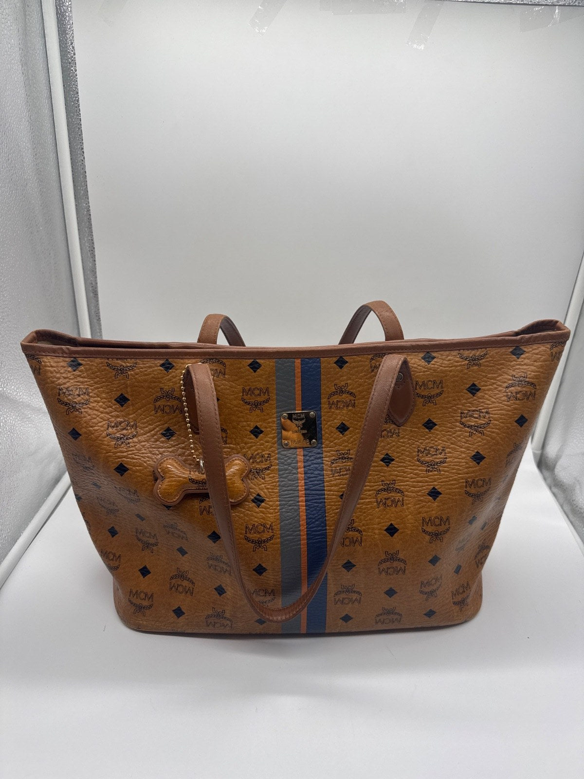 MCM Liz Shopper Visetos Cognac