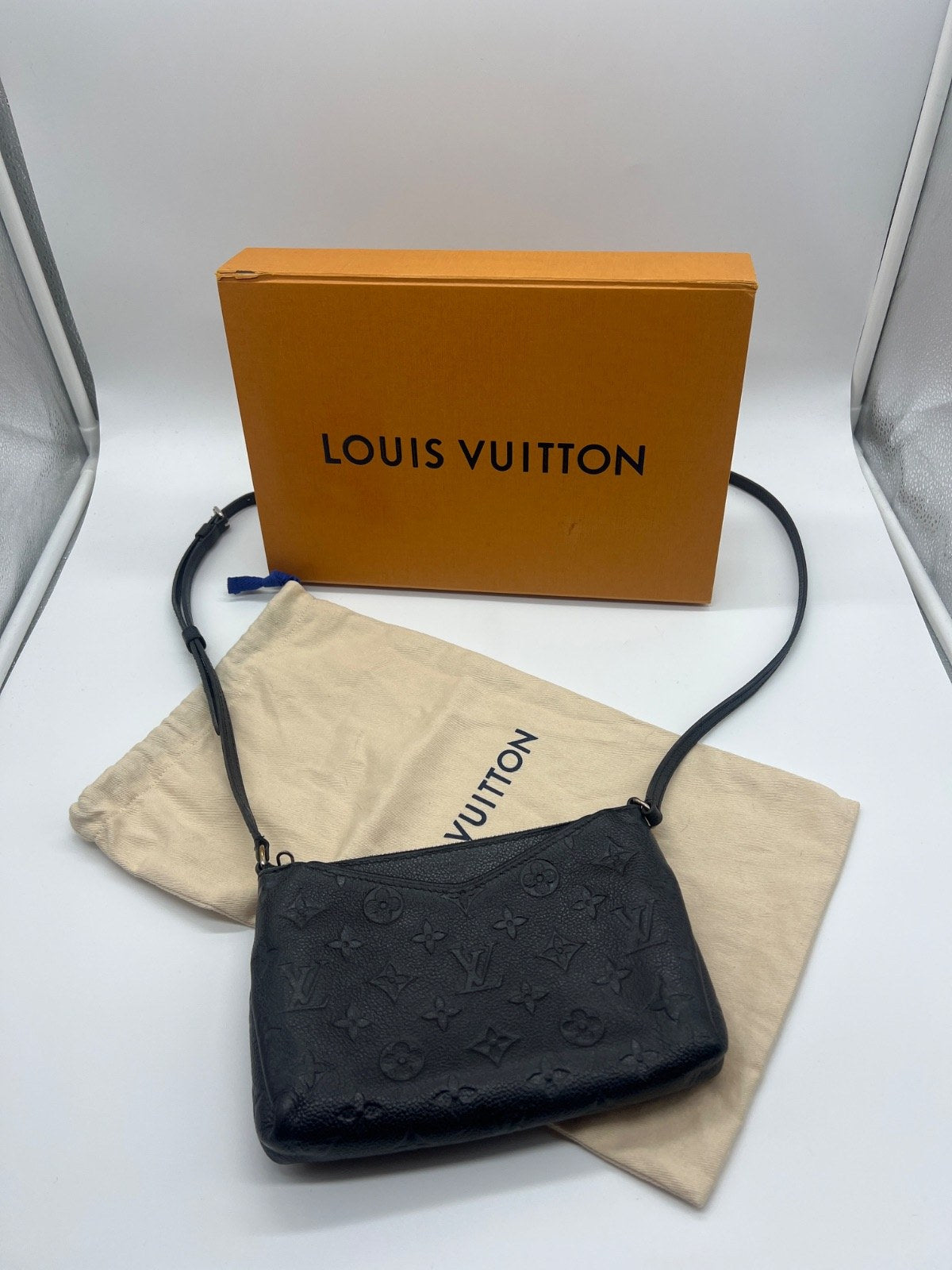 Louis Vuitton Pallas Clutch Monogram Empreinte Noir (Uniformes Edition)